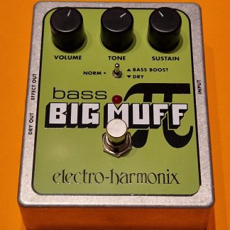 electro-harmonix Bass Big Muff Pi effects pedal