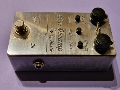 Kastle Blue Preamp Amp-in-a-box pedal right side