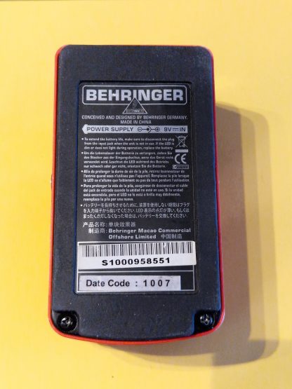 Behringer XD300 Distortion-X effects pedal bottom side