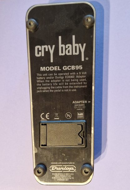 Dunlop Cry Baby GCB95 WahWah effects pedal bottom side