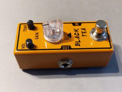 tone city Black Tea distortion effects pedal left side